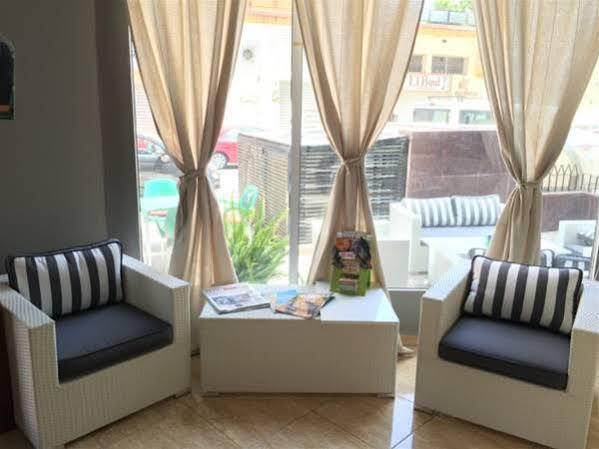 Hotel Manantiales Torremolinos Buitenkant foto